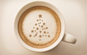 28-02-17-coffee-cup-mug-christmas-tree16386