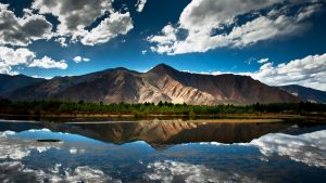 ---mountain-lake-reflection-15839