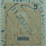 angola-stamp-5-reis-correios-portugal-mouchon-lachsfarben-red-chair-1898-1901