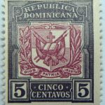 coat of arms republica dominicana 5 cinco centavos black purple red color stamp dios patria libertad