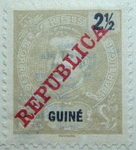 portuguese guinea 1911 king carlos i stamp grey black 2 half guine reis correios portugal republica red overprinted