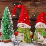 christmas decoration 2560x1440 santa snowmen 4k 3967